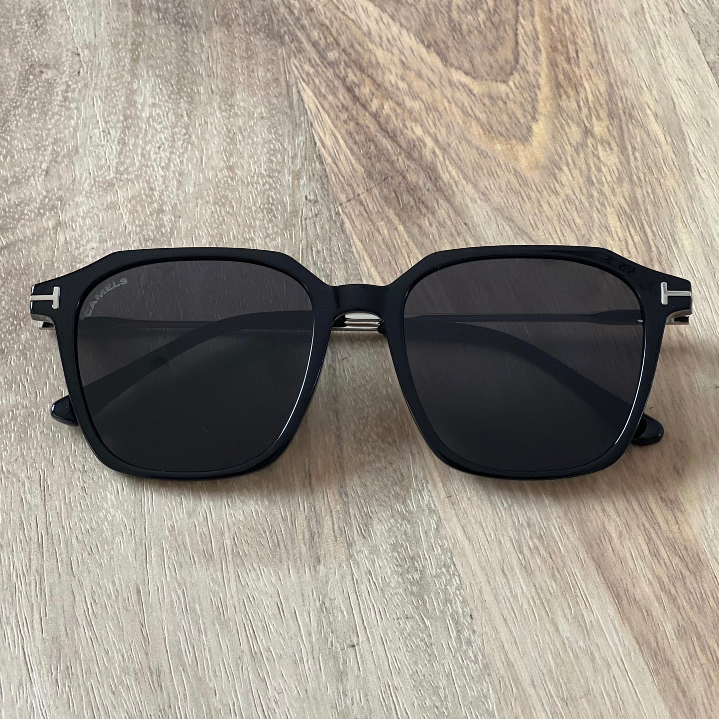 TOMMY BLACK تومي بلاك