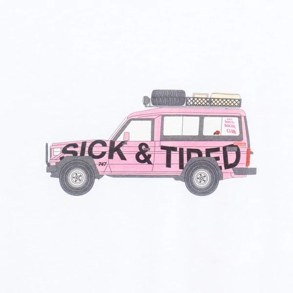 EVERYONE IN LA TSHIRT تي شيرت