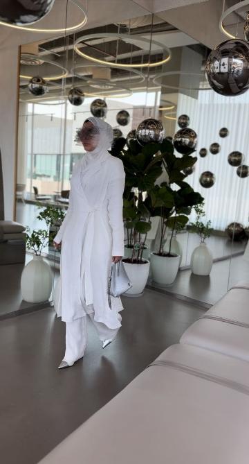 REEMSLINE PEARL SET بدلة اوفوايت