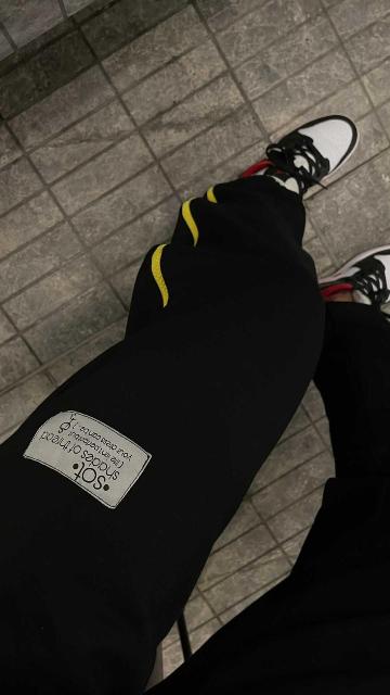 ZIPPER BLACK SWEATPANTS