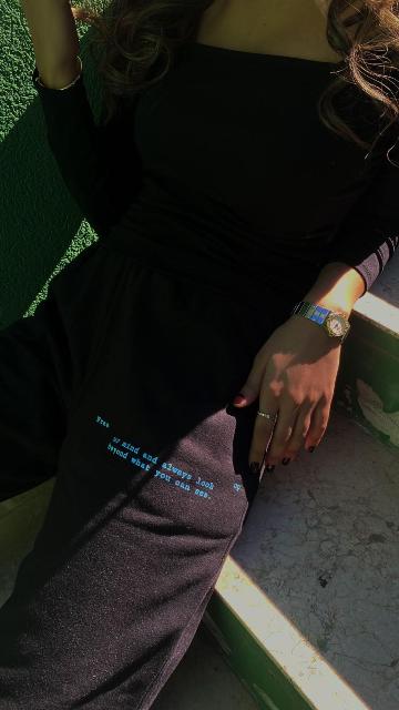 FREE UP BLACK SWEATPANTS
