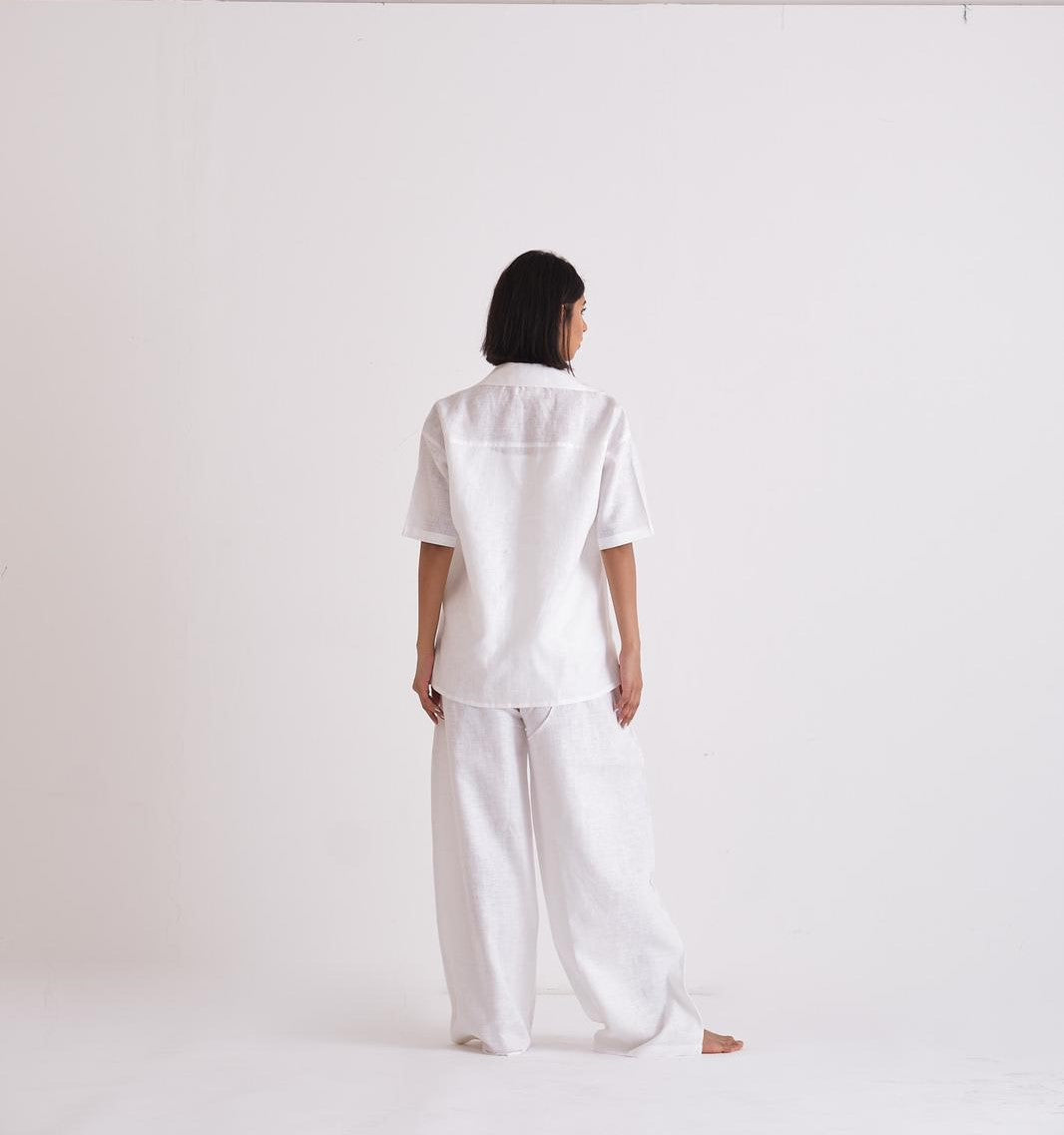 ALIA MEHDAR WHITE SHORT SLEEVE كم قصير أبيض