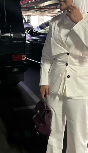 HANG N THERE NOSTA SET مجموعة نوستا