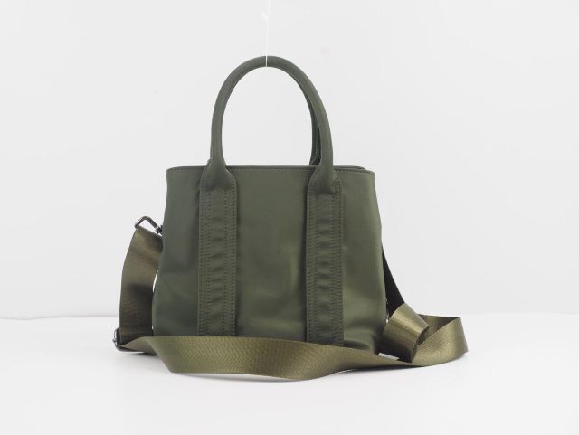 ON THE GO LUNCH BAG ARMY GREEN حقيبة الغداء
