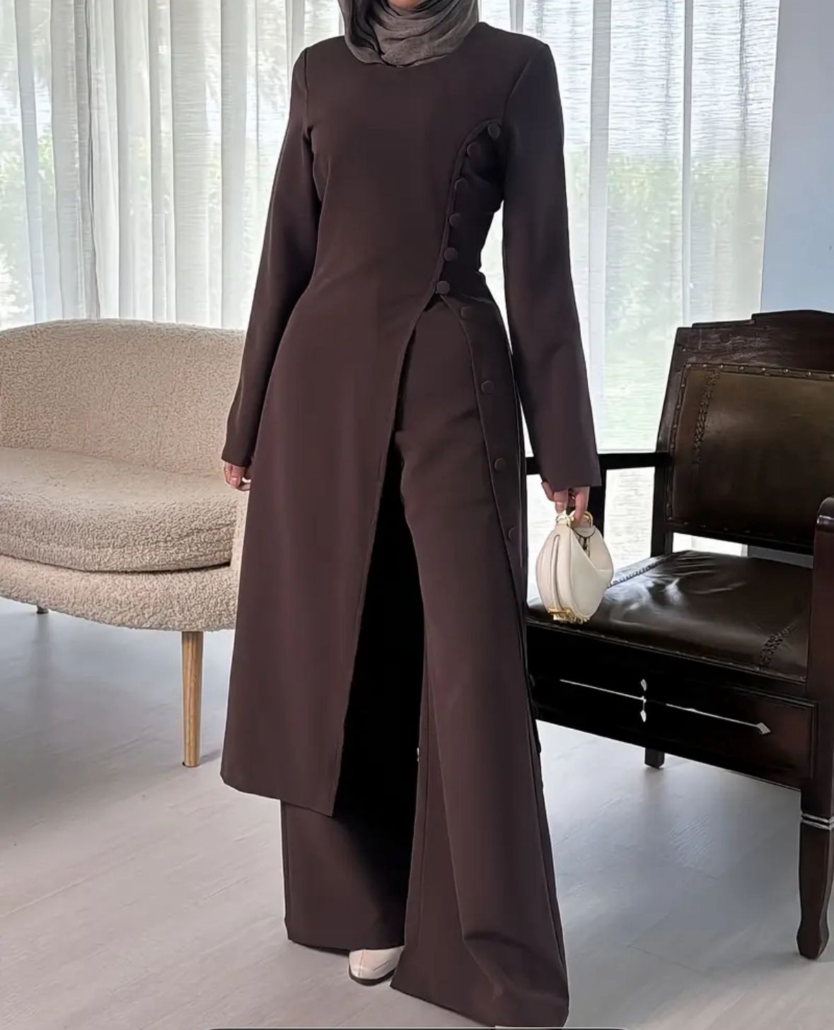 MERGE BROWN 2 PIECES SET / اوتومن ميرج الست 5