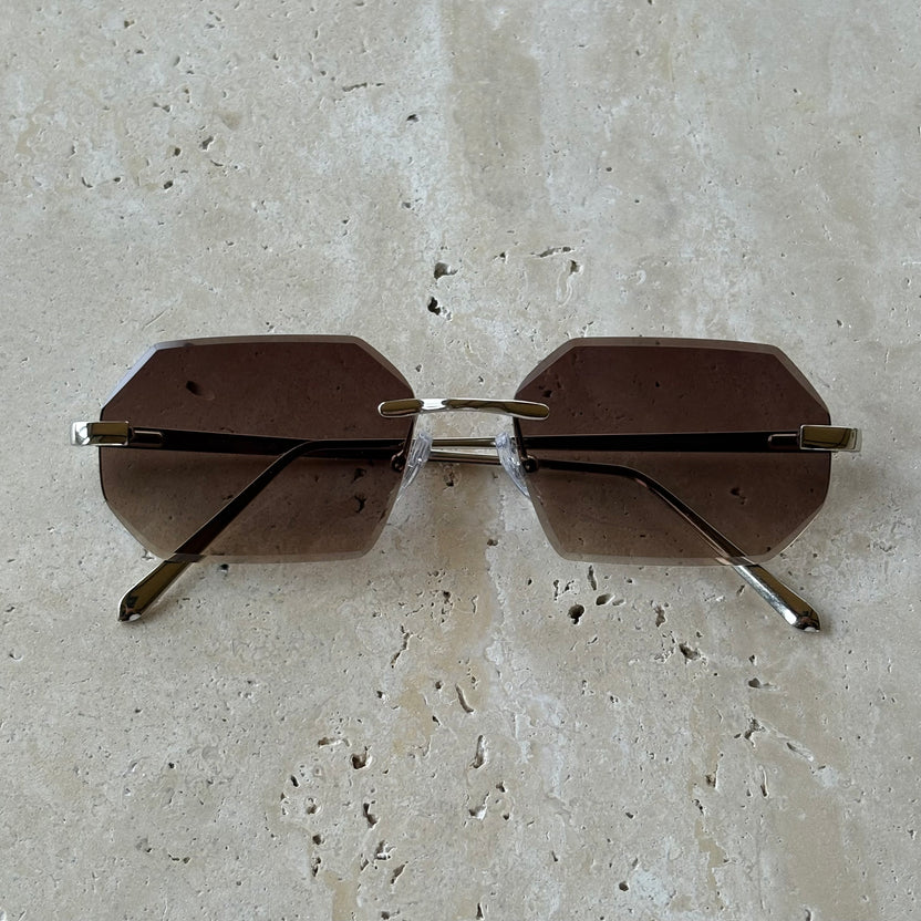 OCTA BROWN أوكتا بني