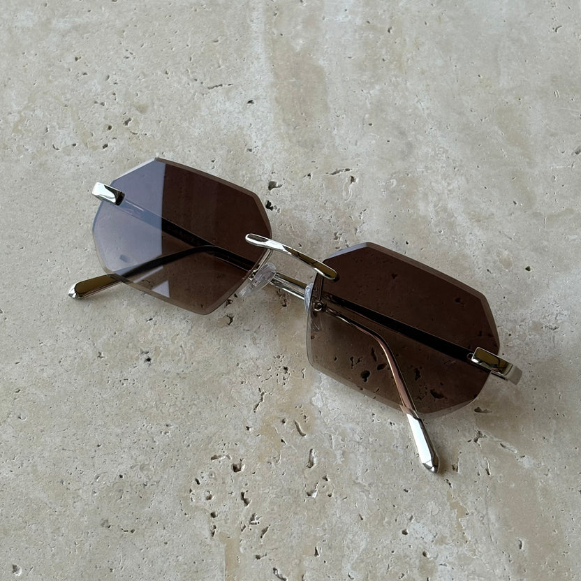 OCTA BROWN أوكتا بني