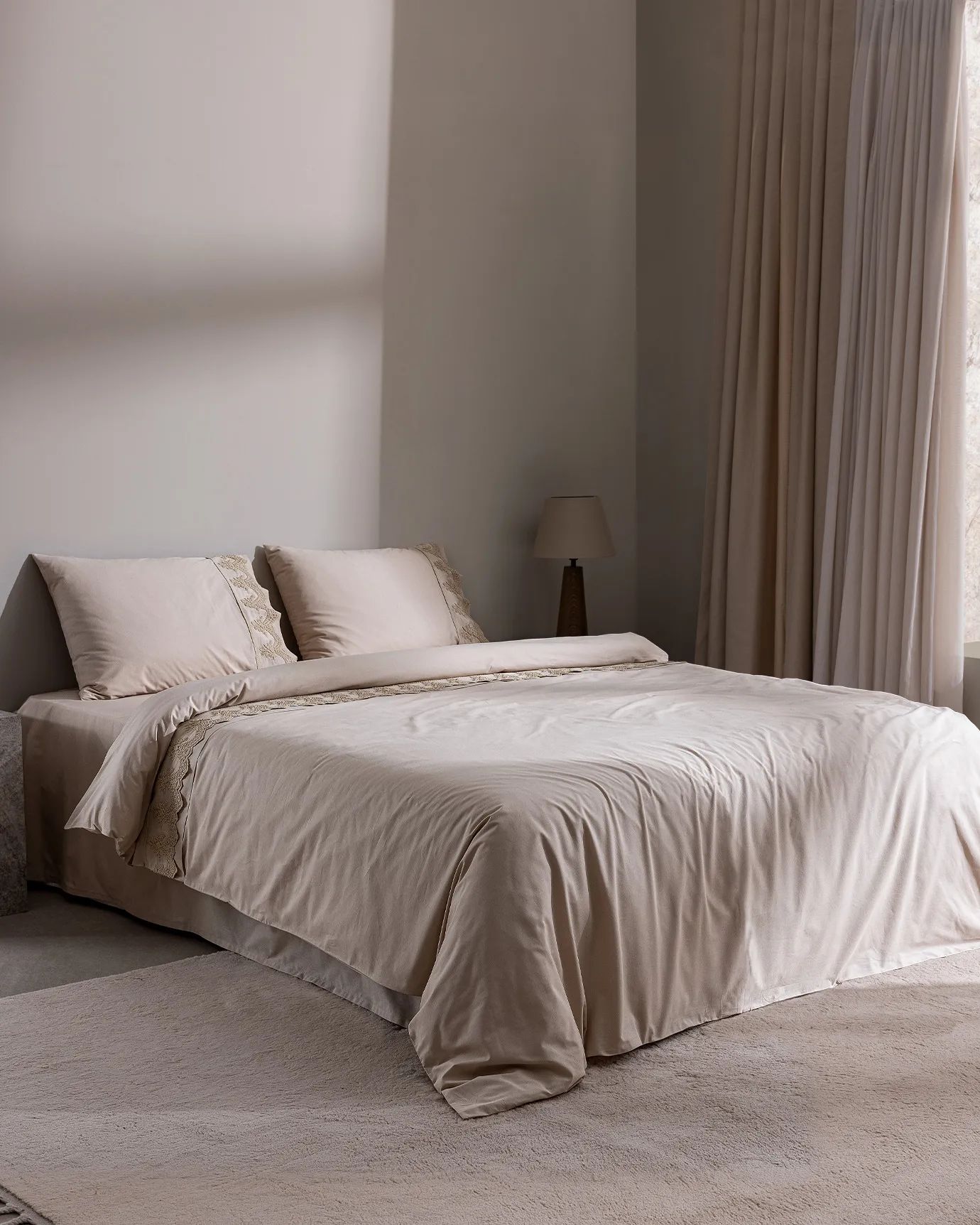 TAILORED COVER BEIGE