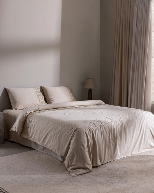 TAILORED COVER BEIGE