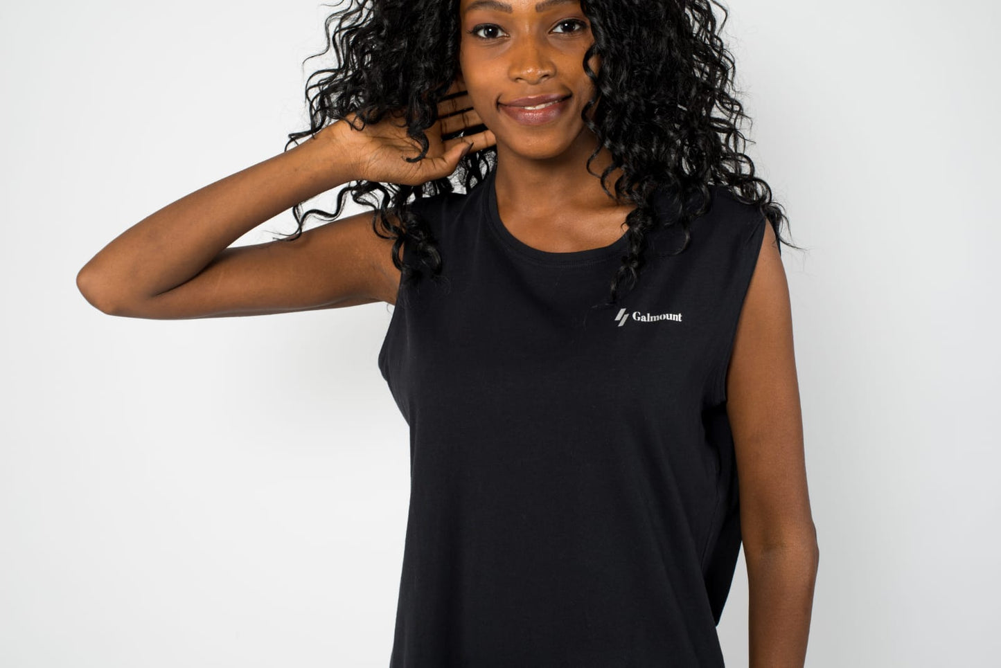 GALMOUNT SLEEVELESS TOP قميص بدون أكمام