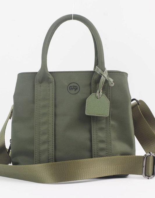 ON THE GO LUNCH BAG ARMY GREEN حقيبة الغداء